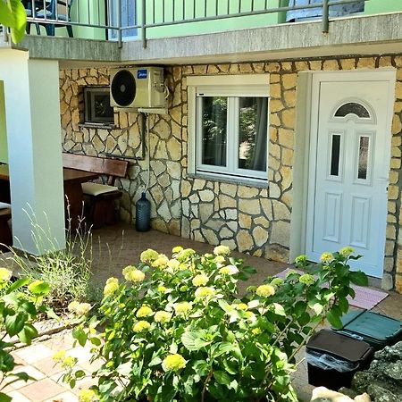 Apartment Deni Skrbčići Exterior foto