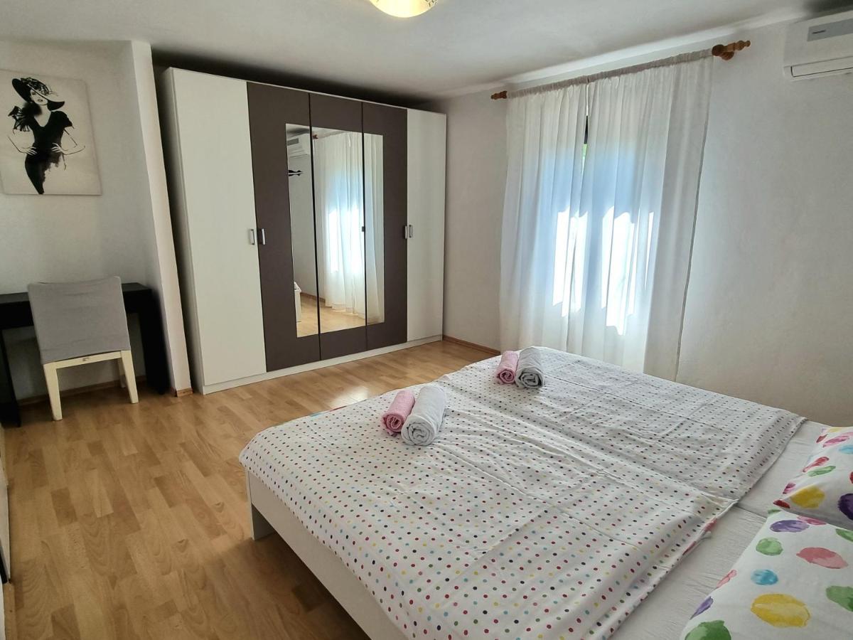 Apartment Deni Skrbčići Exterior foto